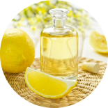 Ätherisches Öl aus Zitronenfrüchten